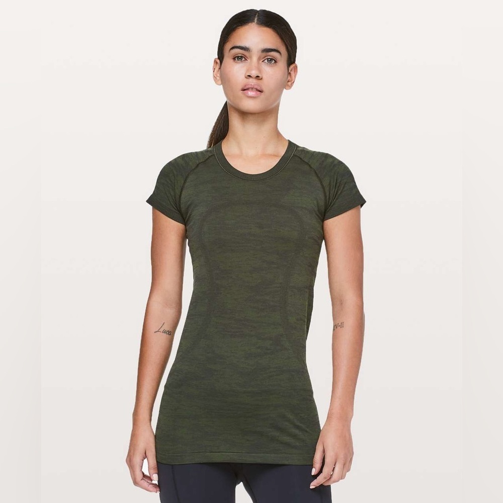 Lululemon Swiftly Tech Short Sleeve  Tshirt - Green/Black